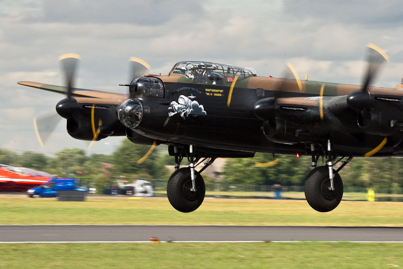 Avro Lancaster landing (Battle of Britain Memorial Flight)