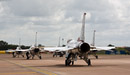 USAF display team uses these fighter jets for airshow displays // Americky tym pouziva pro sve akrobaticke kousky bojova letadla, nikoli mensi treninkova